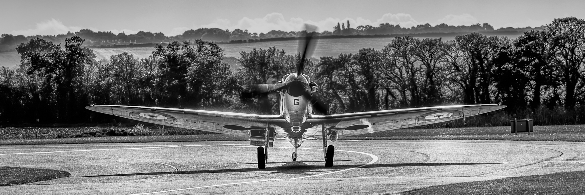 Spitfire in Monochrome &mdash; An Aviation Art Series